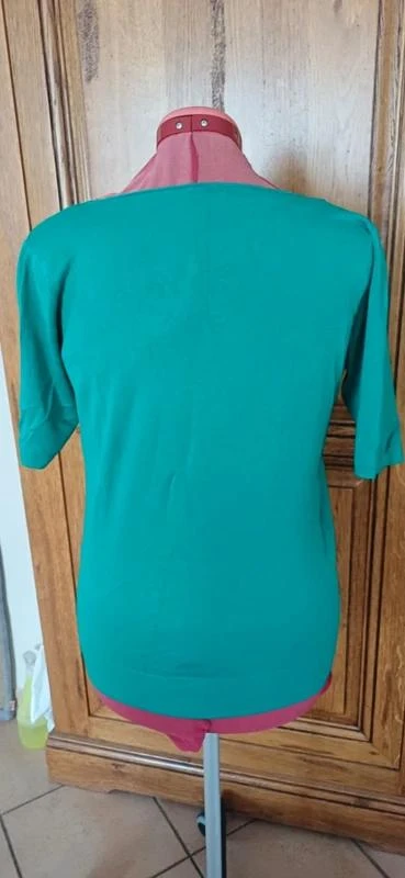 Camiseta verde marca ici et maintenant talla 46 – photo 3